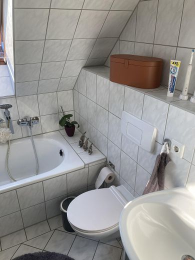 Charmantes Zuhause in guter Lage von Döbeln – Bad