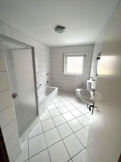 Piękne, ciche 4-pokojowe mieszkanie na poddaszu z balkonem w pobliżu MT/LM – Zdjęcie 7