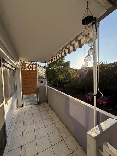 2-pokojowe mieszkanie przy granicy miasta Fürth/Nürnberg – Balkon