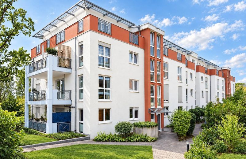 Design, spokój i widok na Ren – ekskluzywne mieszkanie 2-pokojowe z balkonem i garażem podziemnym – Gepflegte Wohnanlage am Rhein