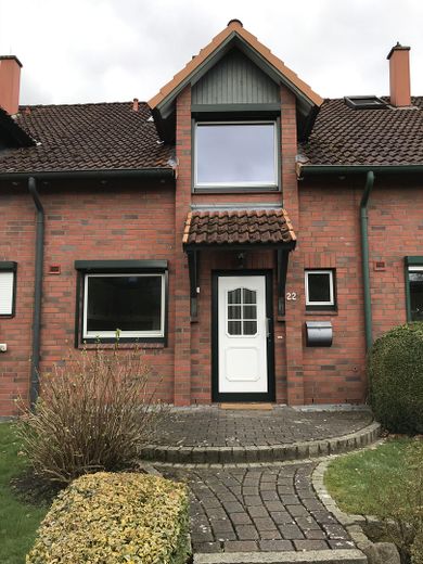 Charmant, gemütlich, mittendrin - Reihenhaus mit Terrasse und Garten im Ortskern Hittfeld – फोटो 42