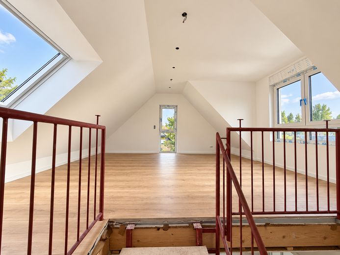 Moderne Neubau-Doppelhaushälfte mit Garten & Studio in Bad Lippspringe – Foto 16