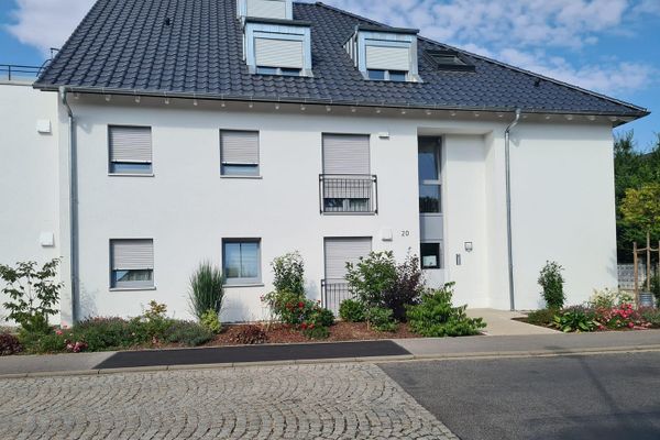 Moderne 3-Zimmer Wohnung mit großer Dachterrasse