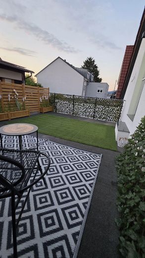 Modernisiertes Einfamilienhaus in Sandhausen – Terrasse, Garage & Smart Home – provisionsfrei – फोटो 11