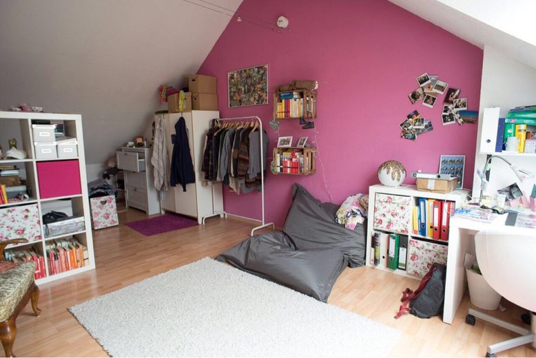 Neuwertige, sehr helle 5 Zimmer Wohnung mit schönem Fernblick – Foto 8