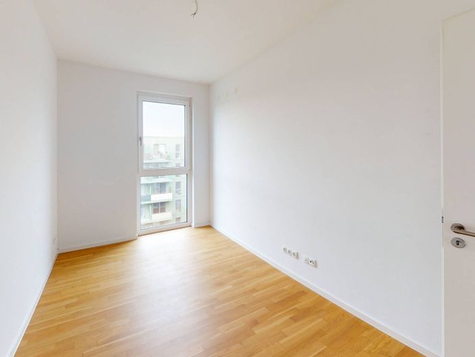 Moderne 3-Zimmer-Wohnung in Lichtenberg inkl. Qualitätsküche, 3 Balkone und Fußbodenheizung – Ansicht I: Kinder- / Arbeitsz…