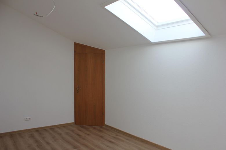 Zugang großer Abstellraum