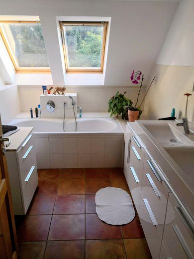 Charmantes Architektenhaus  mit Wärmepumpe +++provisionsfrei+++ – Bad OG
