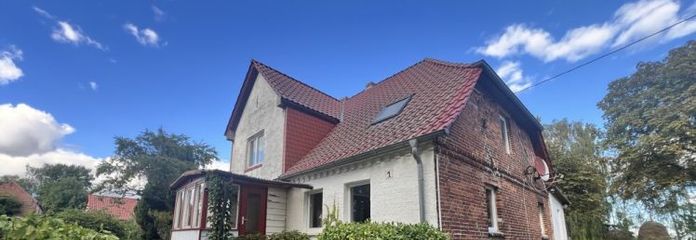 Historischer Bauernhof: ca. 3.147 m² Land, große Scheune und alte Schmiede für Ideen vom Landleben