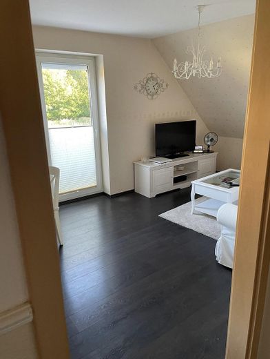 Ampia bifamiliare a Halstenbek - 7 locali, giardino, garage e carport – Foto 13
