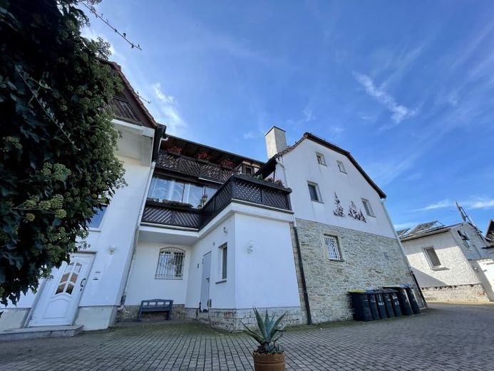 Landluft mit vielen Vorzügen: 3 Raum Wohnung! in Pölzig! – Foto 1