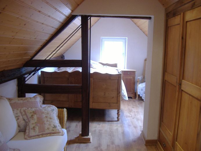 Schlafzimmer DG + Wandschrank