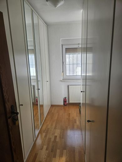 Stattliches Anwesen – Ankleidezimmer OG