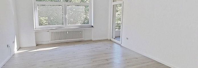 Spacieux appartement de 3 pièces avec BALCON dans un quartier résidentiel calme – Ansicht I: Wohn- und Esszimmer