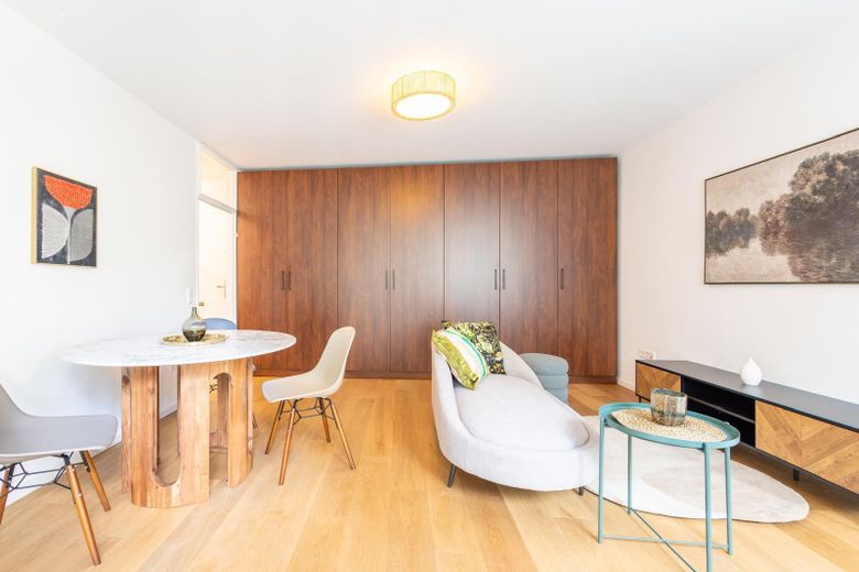 Neu möblierte, ruhige Terrassenwohnung inkl. Schwimmbad im Haus – Foto 10