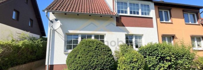 Cozy semi-detached house with a large garden