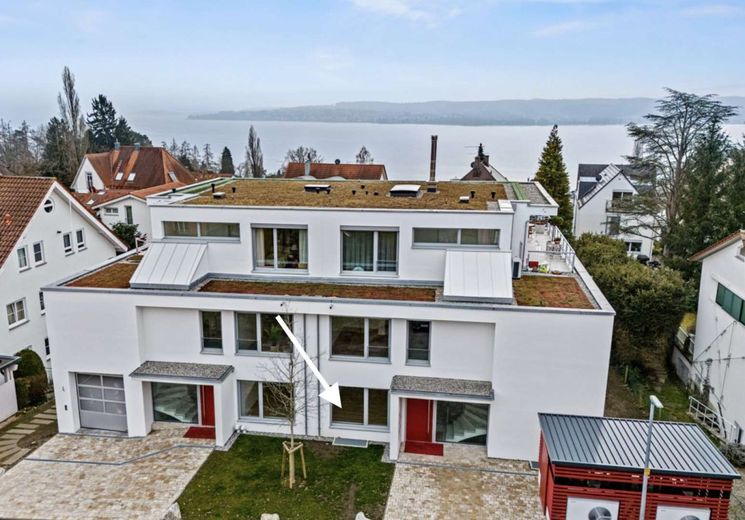 TOP-PREIS! Große Traumwohnung mit Seeblick – Herzlich Willkommen
