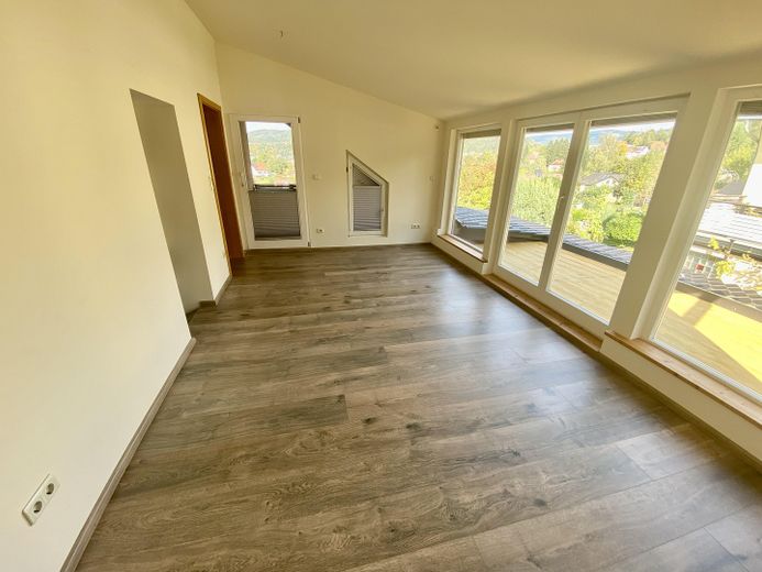 Einfamilienhaus offene Besichtigung am 27. September 14:00 bis 17:00 Uhr – Kind II