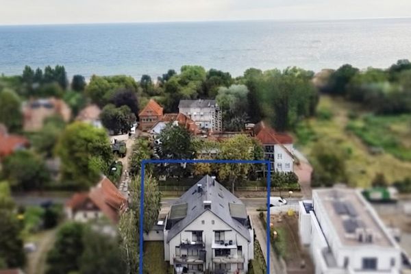 STRANDNAH & STILVOLL - ZWEI EBENEN IN BOLTENHAGEN