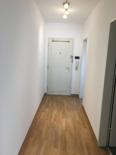 Provisionsfrei: perfekte Kapitalanlage - gut vermietetes Apartment – Flur Wohnung