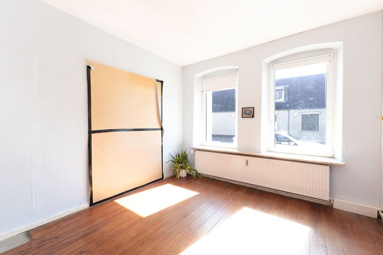 Großes Haus für Macher: Mehrgenerationen &amp; Potenzial – Esszimmer