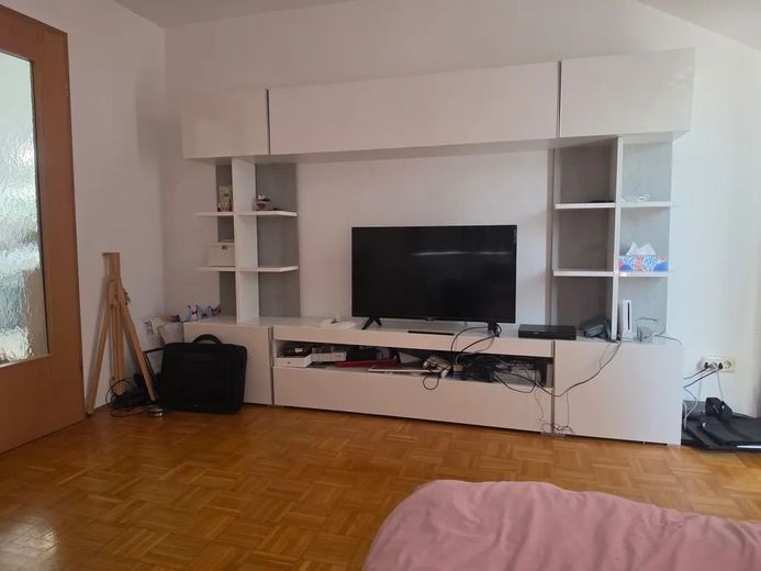 Schöne 2-Zimmer-Wohnung über den Dächern von Würzburg – Foto 2