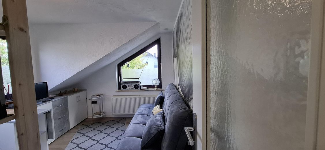 Zweifamilienhaus plus Appartement - Provisionsfrei – Appartement