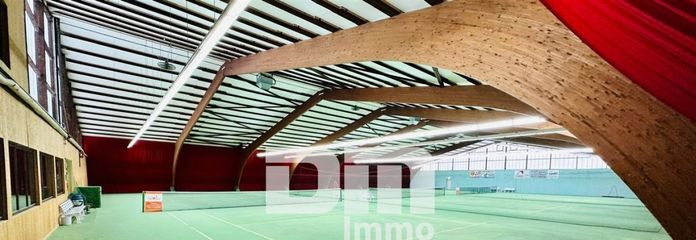 Tennishalle Innenansicht