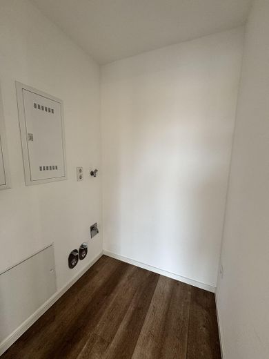 Najwyższej klasy nowe mieszkanie (dwupoziomowe) w Osnabrück-Sonnenhügel – z tarasem na dachu + balkonem i miejscem parkingowym – Abstellkammer HWR