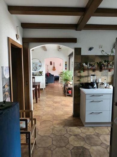Wunderschöne Wohnung in Bestlage – Flur Wohnung