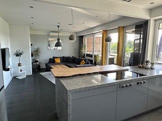Loft exclusif : garage, climatisation, jacuzzi, deux terrasses sur le toit au centre de Langenhagen – Photo 5
