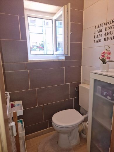 Zentral aber ruhig - 2 Zimmer Wohnung – Foto 6