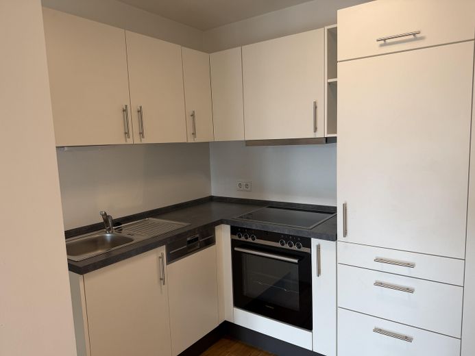 Appartement moderne de 2 pièces – Einbauküche