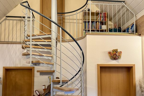 Appartement en duplex avec galerie unique, balcon orienté sud et vue dégagée sur la vallée de la Bibert