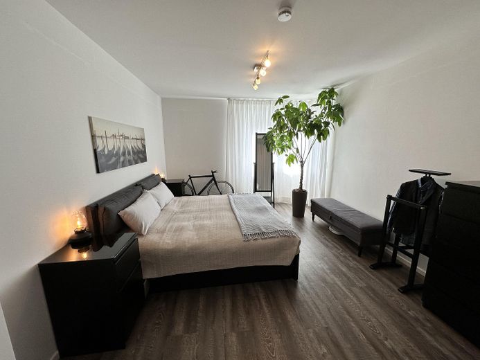 Hochwertig voll ausgestattetes Haus zur befristeten Vermietung – Wohnen auf Zeit – Schlafzimmer