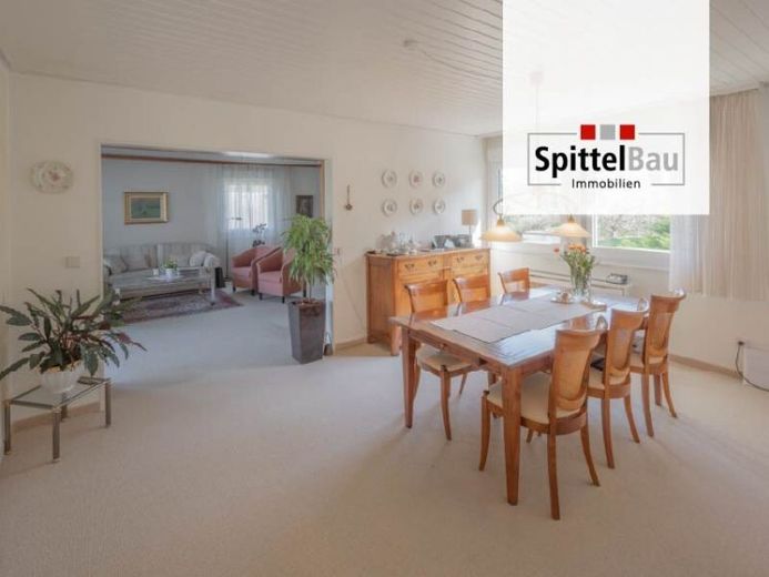Tolles Einfamilienhaus mit viel Platz und sehr schönem Garten in Schramberg-Sulgen zu verkaufen! – Foto 1