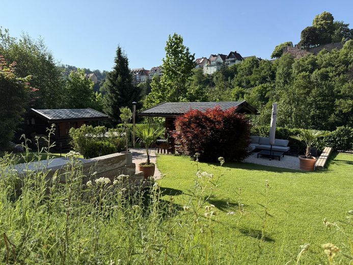 Maison individuelle avec appartement indépendant et vue dégagée *sans commission* – Blick zur Gartenhütte