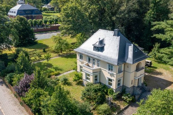 Historisches Schmuckstück in Gera-Debschwitz – Werden Sie der neue Eigentümer!