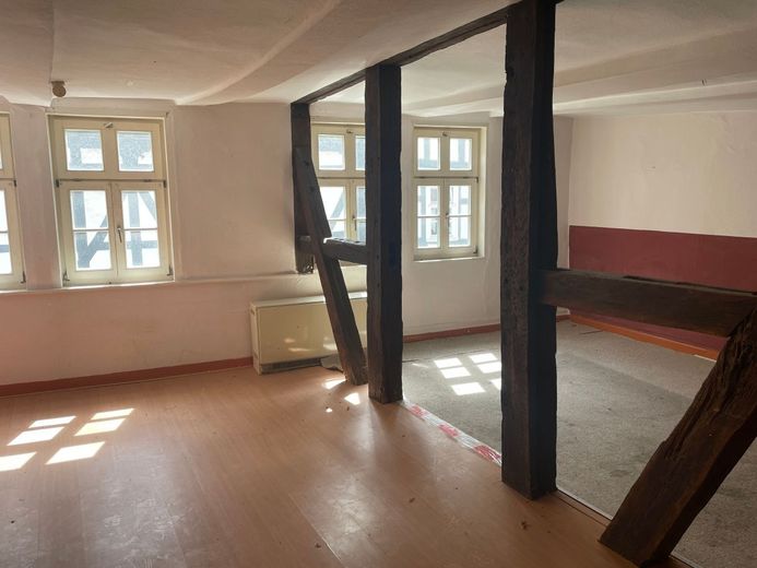 Bereits verkauft: Denkmalgeschütztes Mehrfamilienhaus in Bestlage in Witzenhausen – IMG_1126