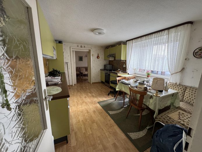 Doppelhaushälfte in ruhiger Lage mit Doppelgarage – Foto 8