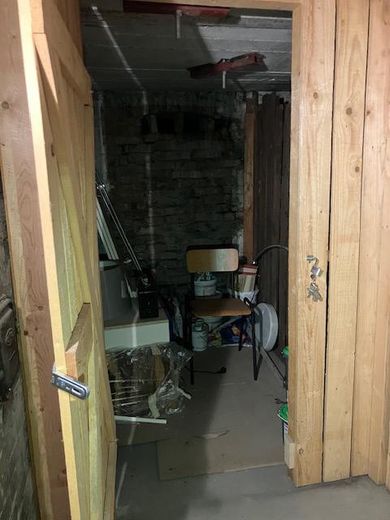 Keller (2,00 x 1,50 Meter)