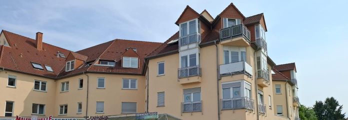 Objektansicht mit Eingang