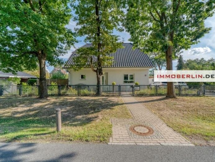 IMMOBERLIN.DE - Casa moderna con giardino esposto a sud in una zona a misura di famiglia – Foto 1
