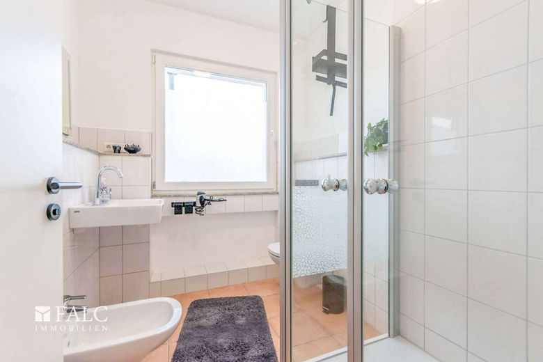 Kurzzeitvermietung Deluxe - Hochprofitables Investitionsobjekt – Badezimmer