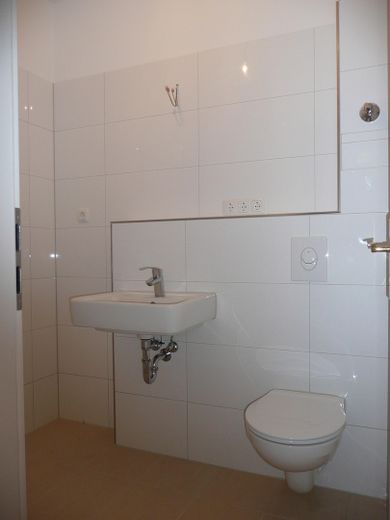 Sfeervol 2-kamerappartement in een oud gebouw met privétuin & terras in Berlijn-Pankow – Bad