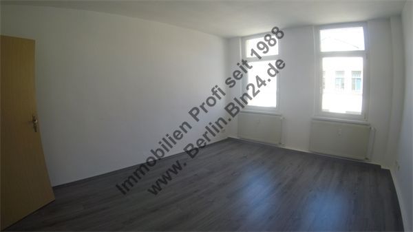 Mietwohnung günstiges Dachgeschoß -- 2er WG - ZweitBezug SüdBalkon – G0030137