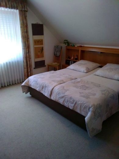 3 Zimmer Wohnung Oberasbach Altenberg – Schlafzimmer