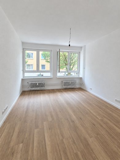 Toplocatie ontmoet woonkwaliteit – volledig gerenoveerd, licht & ruim – Zimmer 2