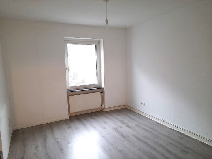 Geräumige Single-Wohnung mit guter Lage in Wuppertal-Barmen – Schlafzimmer