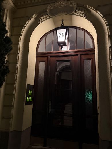 Toplocatie Wilmersdorf: Hoogwaardig gerenoveerde 2-kamerwoning – Foto 16